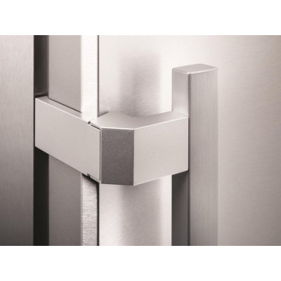 Холодильник Liebherr CNef 5745 Холодильник Liebherr CNef 5745