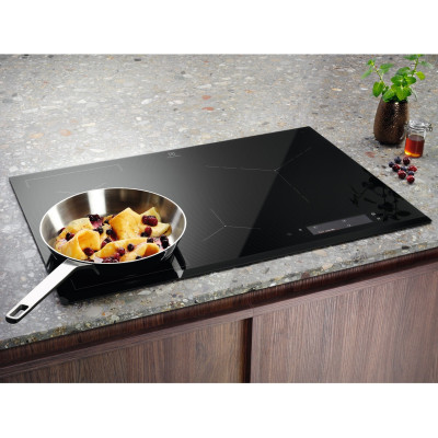 Варочная поверхность Electrolux EIS84486