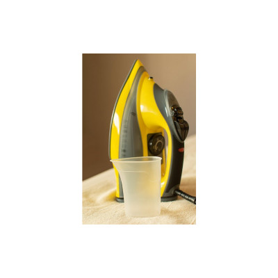 Утюг PRIME Technics PTI 2668 FY Утюг PRIME Technics PTI 2668 FY