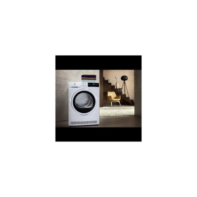 Сушильна машина Electrolux EW8HR359S