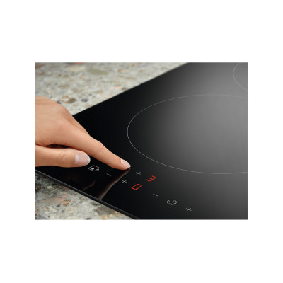 Варочна поверхня Electrolux LIT30230C Варочна поверхня Electrolux LIT30230C
