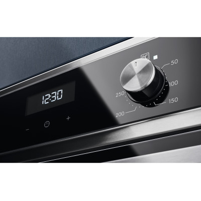 Духовой шкаф Electrolux EOD5H70BX Духовой шкаф Electrolux EOD5H70BX