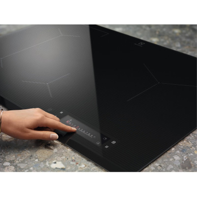 Варочная поверхность Electrolux EIS6648