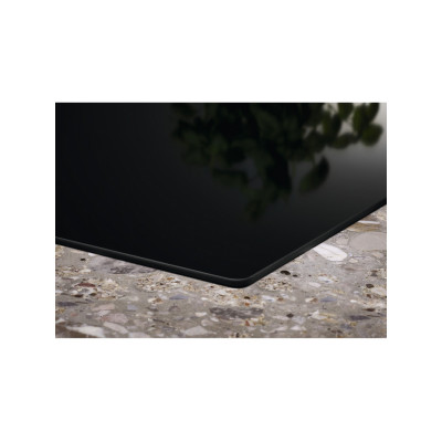 Варочна поверхня Electrolux LIT30230C Варочна поверхня Electrolux LIT30230C