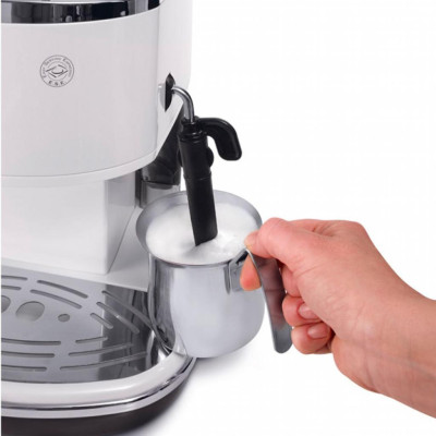 Кофеварка DeLonghi ECO 311 W