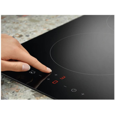 Варочна поверхня Electrolux IPE3241KC